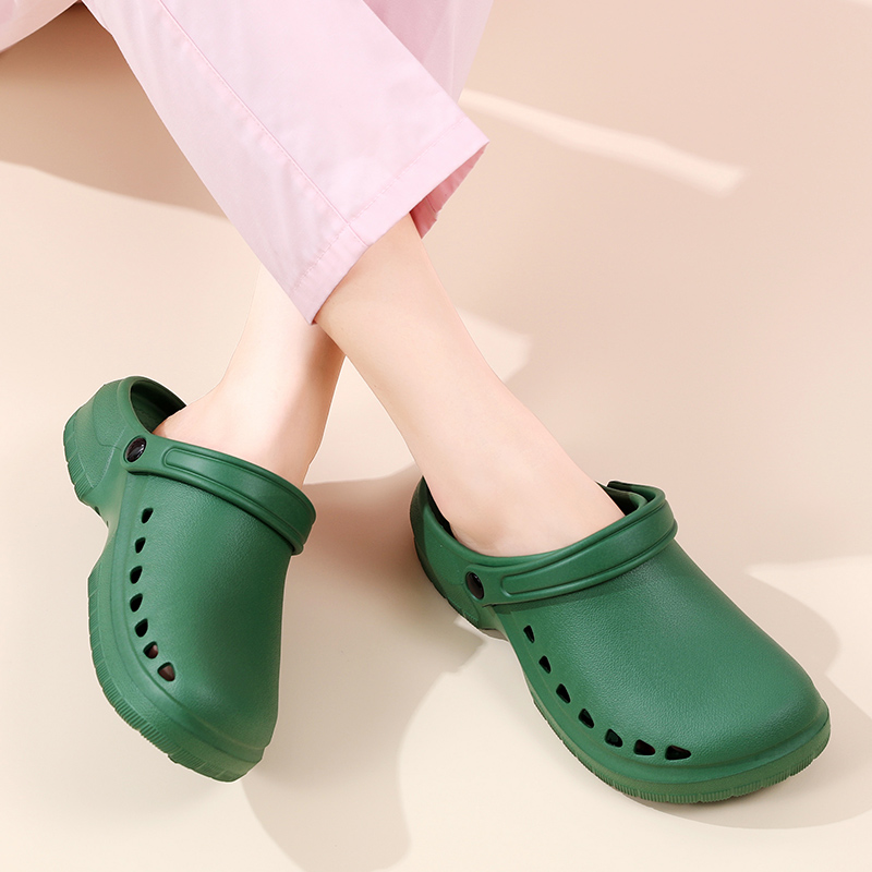 Unisex Medical Clogs Non-slip  - Men Shoes Office ulasan dan harga