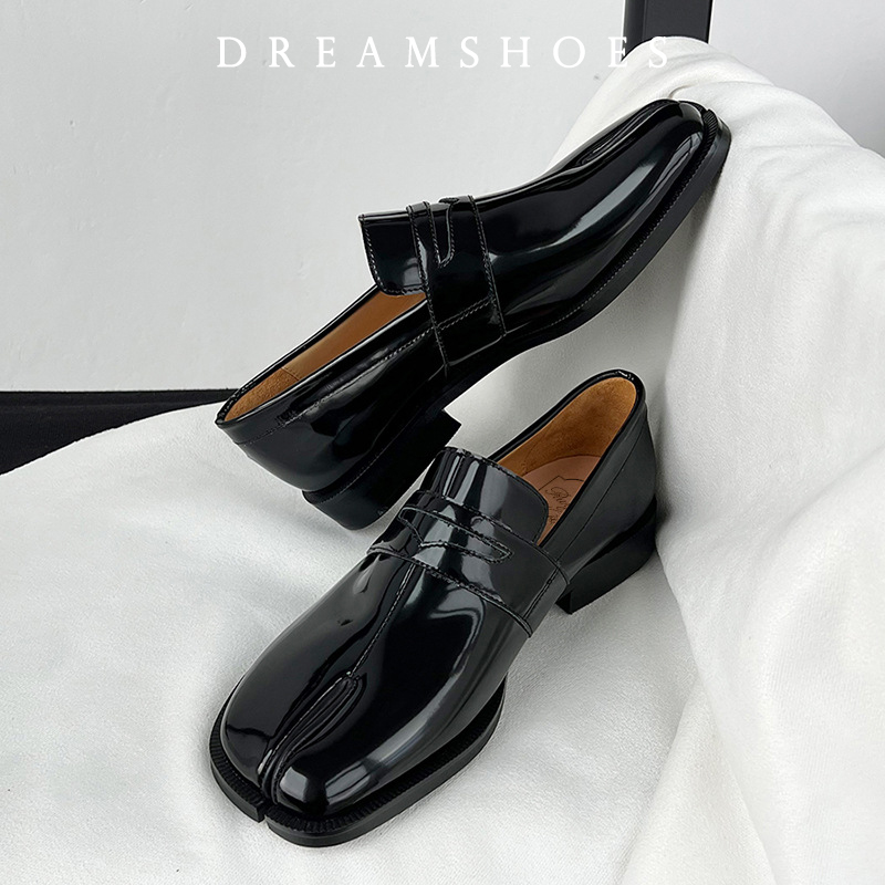 Tabi Shoes Slip On Loafer for  - Men'S Shoes Hugo Boss ulasan dan harga